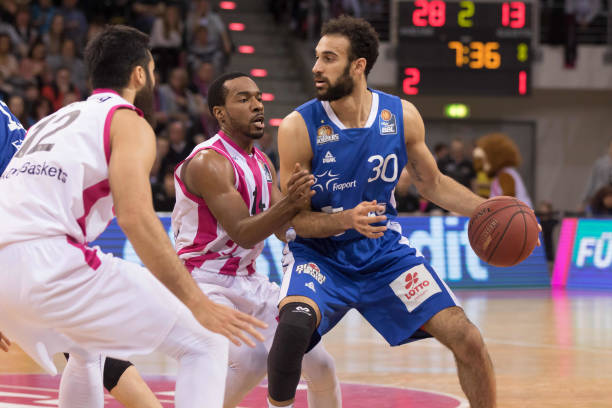 迷更加理性 迷更加理性