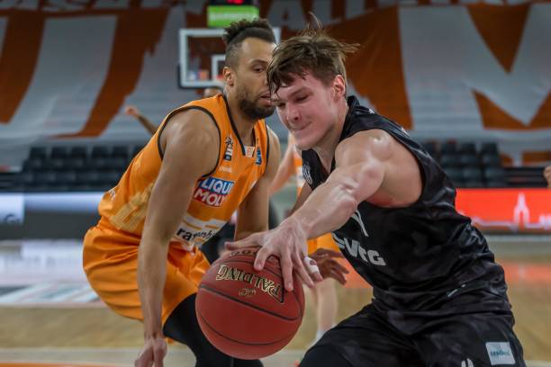 以某年的一 以某年的一